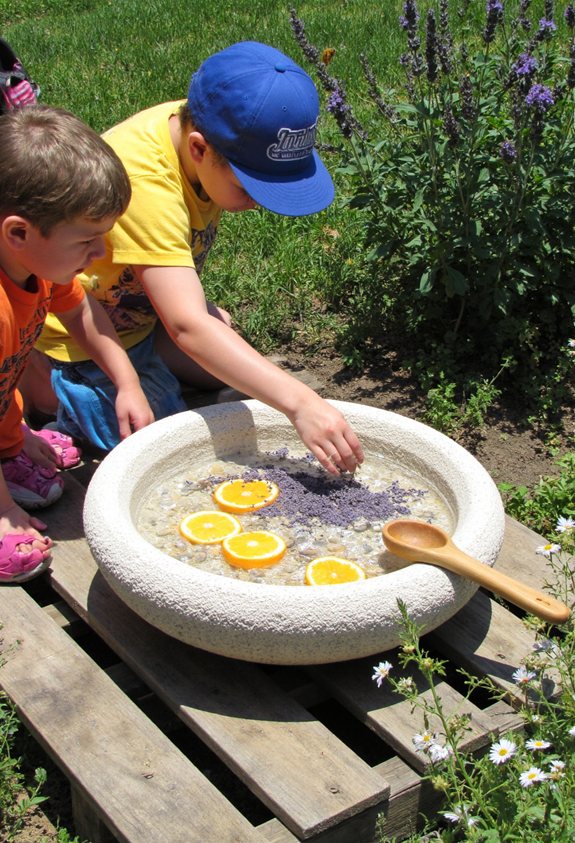 kids build bee bath