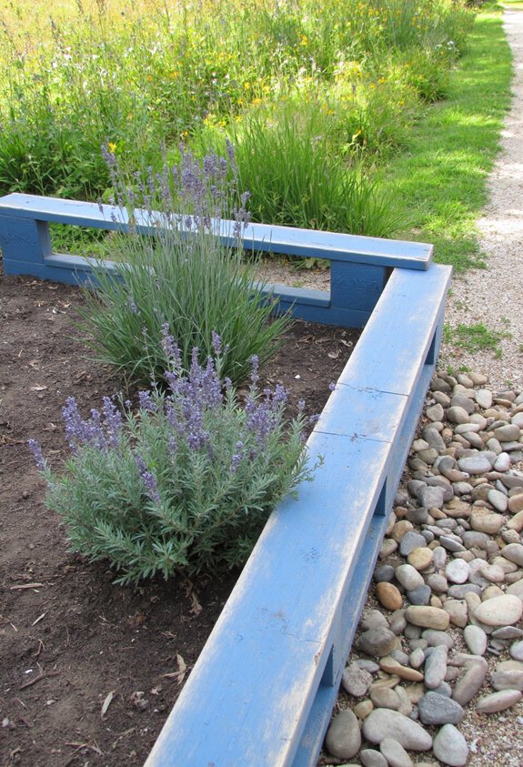 rustic pallet border makeover
