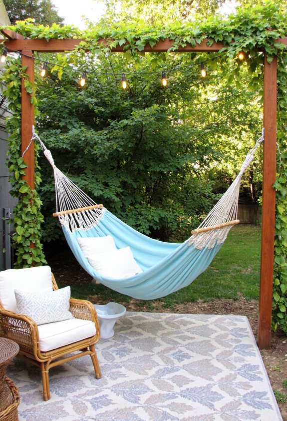 sunny maple hammock spot