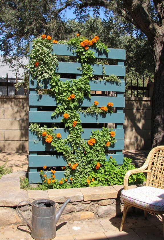 recycled pallet vertical garden