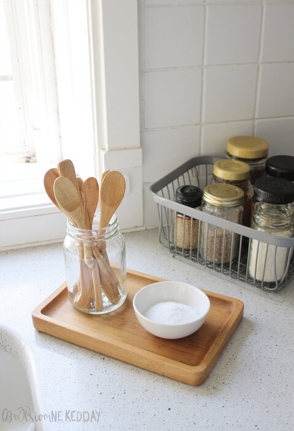 trays and baskets organization